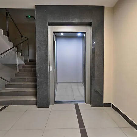 3rooms Uno 8 Gdańsk